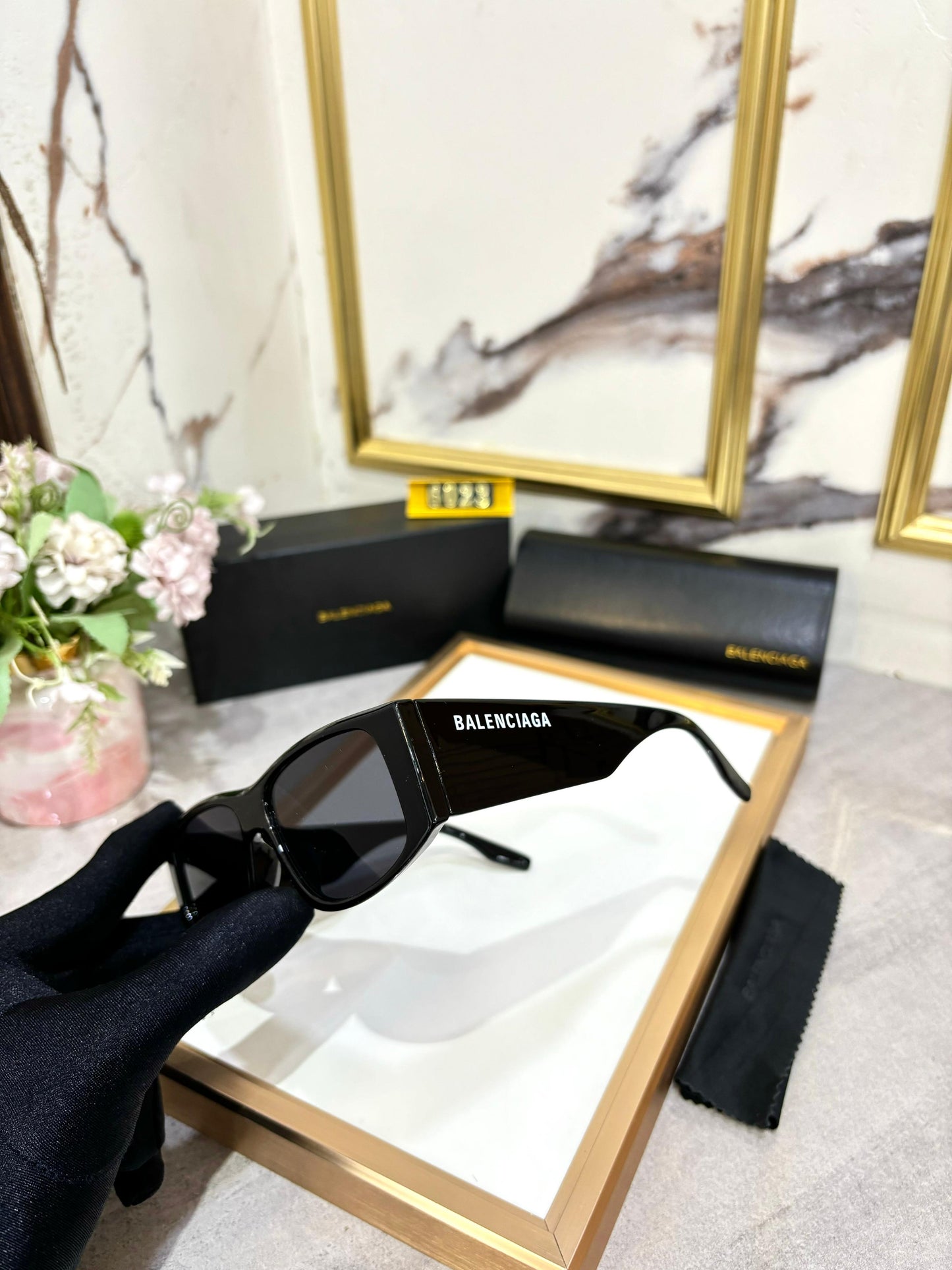 LUXURY EDITION OF SUNGLASSES