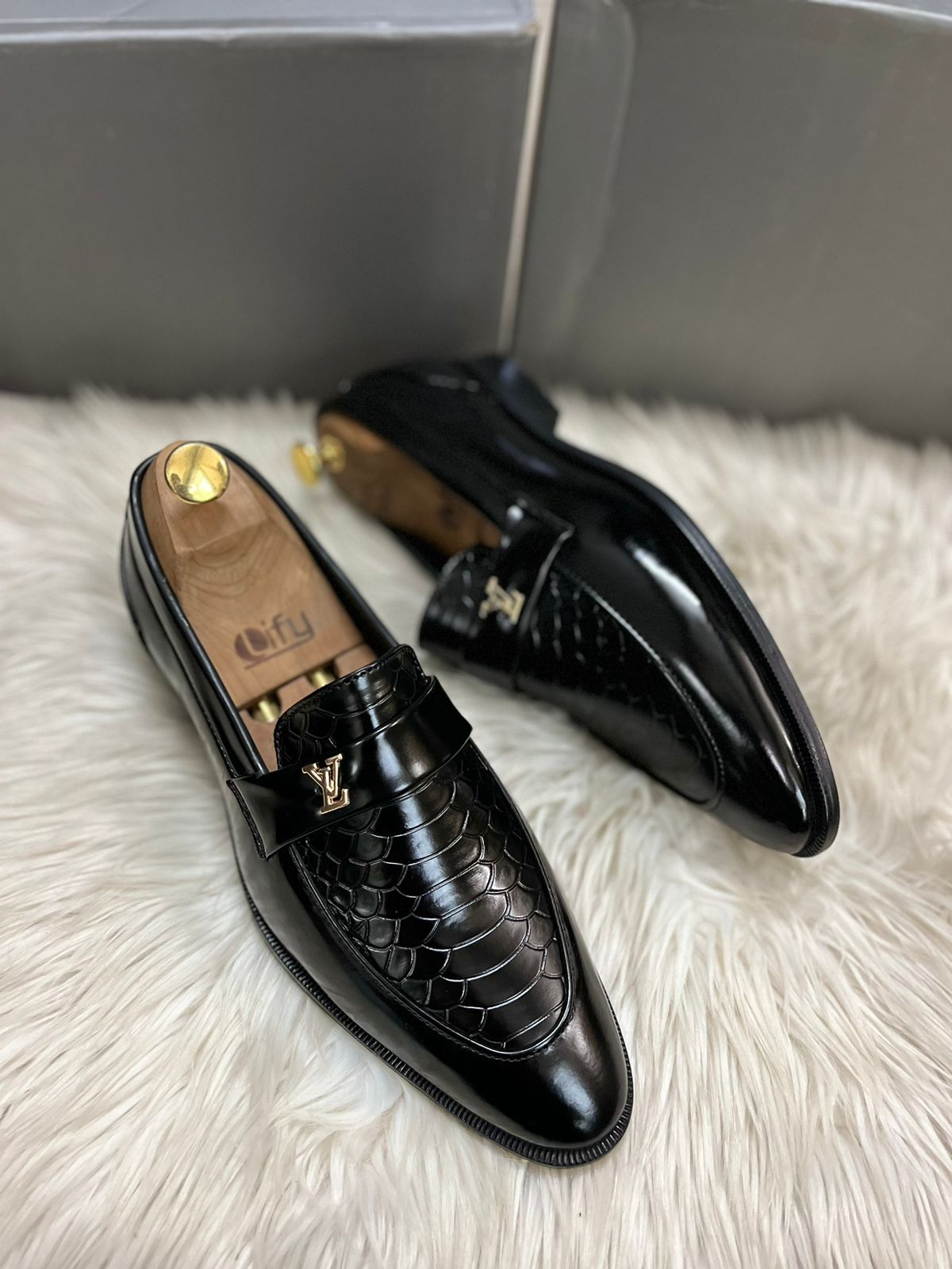 Premium Crocodile Classic Formal Loafers For Men