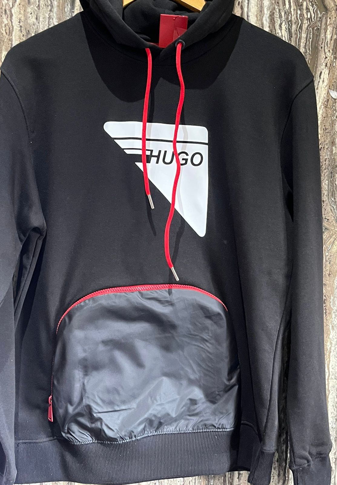 PREMIUM HOODIE WITH ZIP POCKET