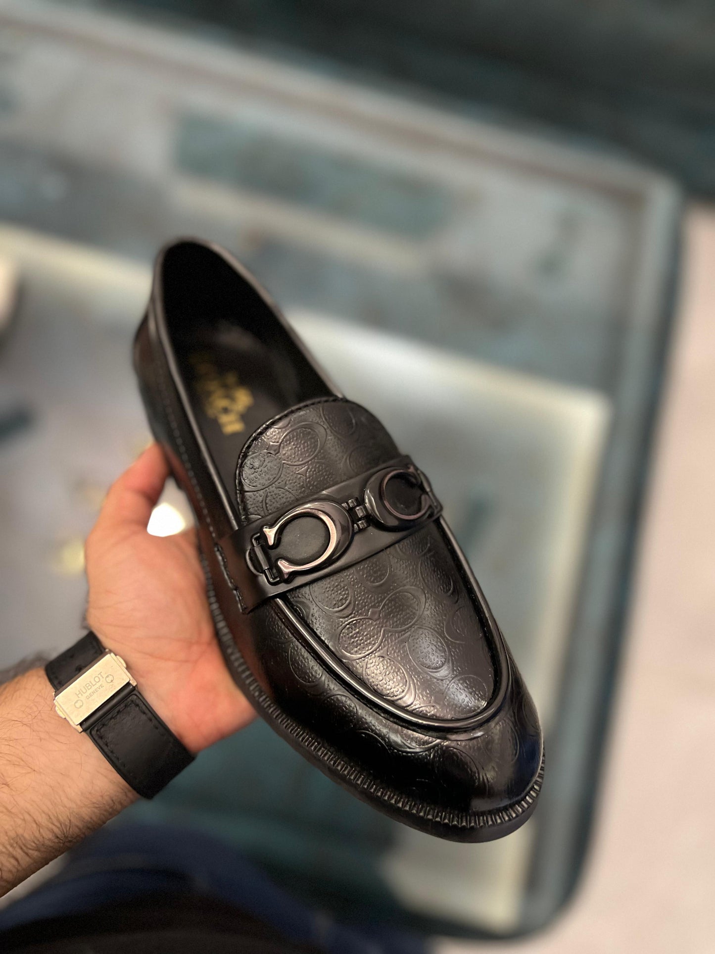 Embossed Classic Formal Loafers For Men