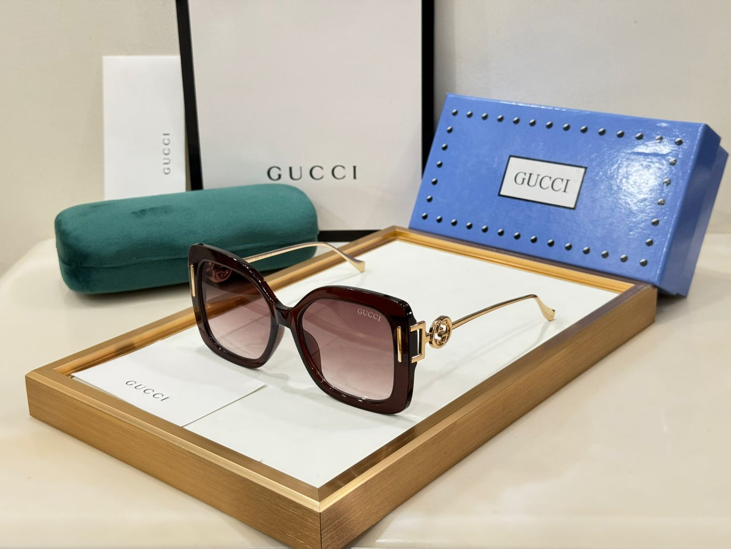 RECTANGULAR MODEL SUNGLASS FOR WOMEN