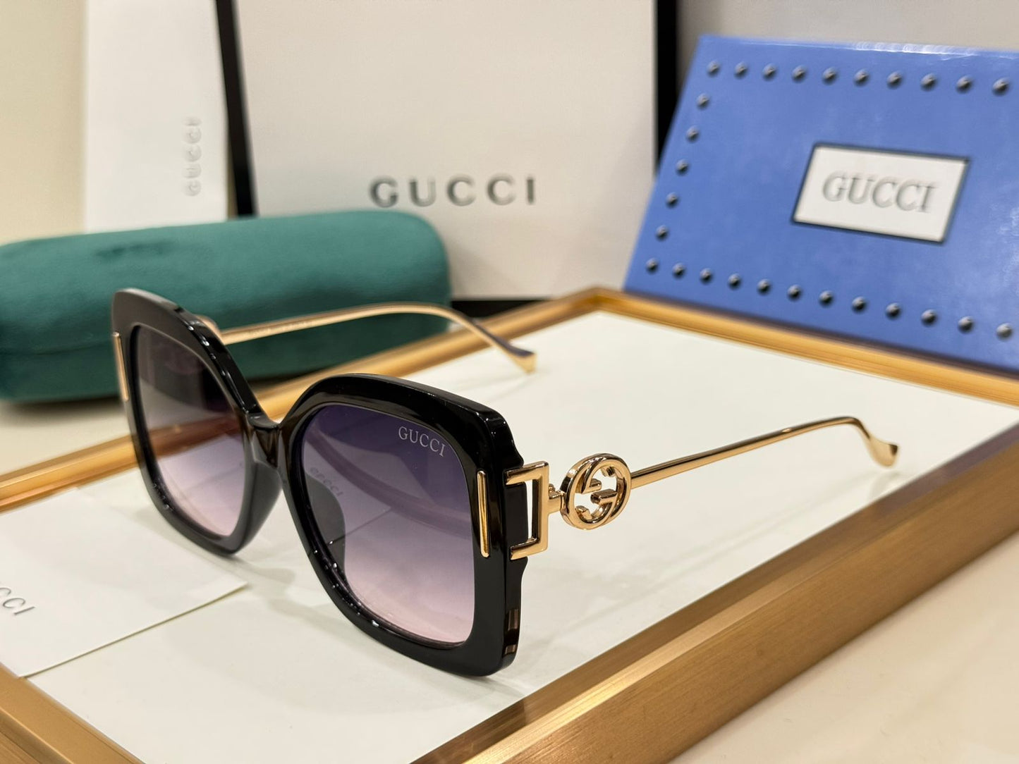 RECTANGULAR MODEL SUNGLASS FOR WOMEN