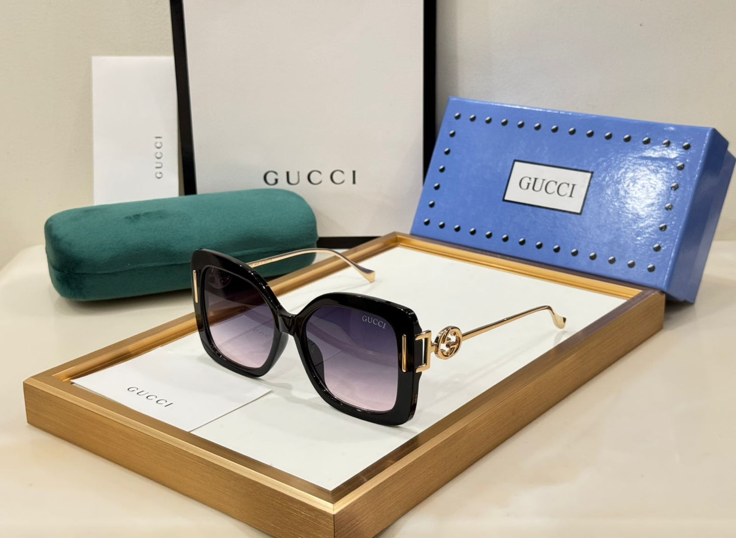 RECTANGULAR MODEL SUNGLASS FOR WOMEN