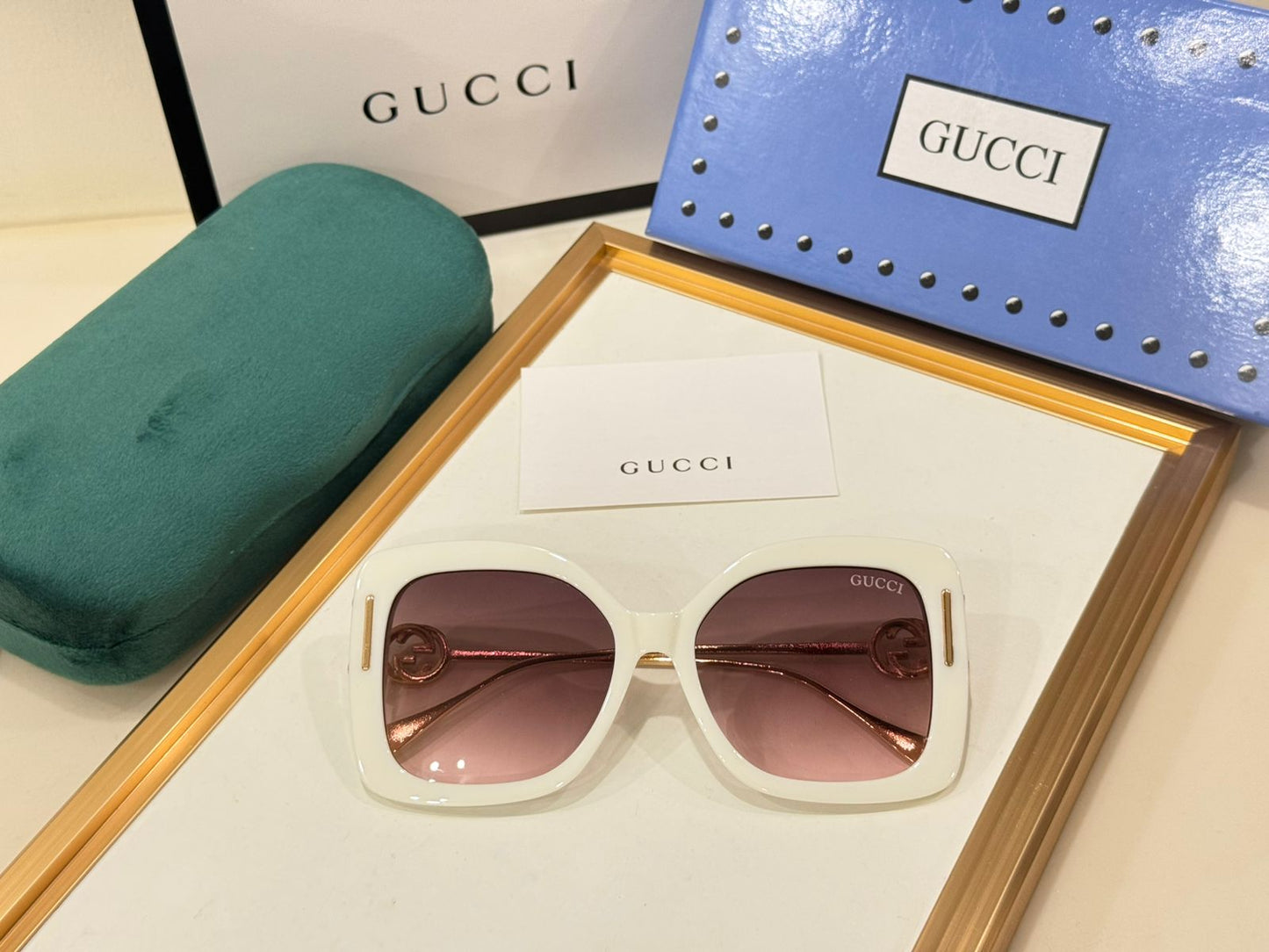 RECTANGULAR MODEL SUNGLASS FOR WOMEN