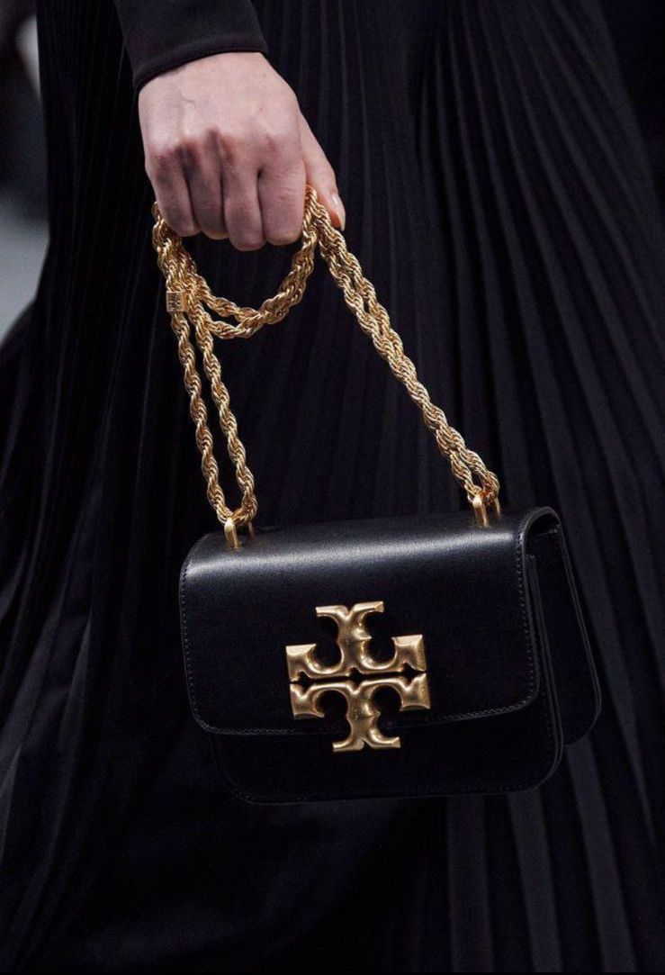 ELANOR MEDALLION  SHOULDER BAG FOR WOMEN