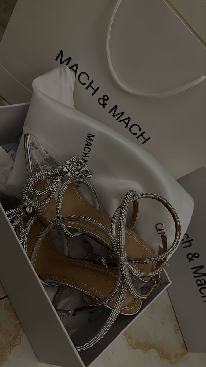 LUXURY PUMPS  FOR WOMEN