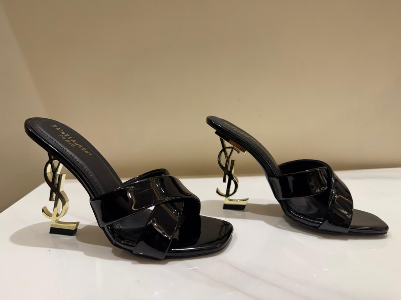 PREMIUM HEELS FOR WOMEN