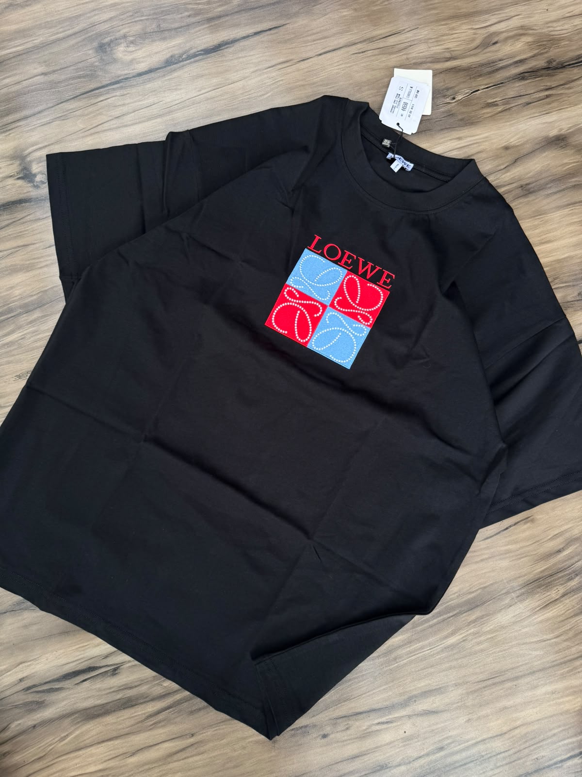 LUXURY ROUND NECK TEES FOR MEN