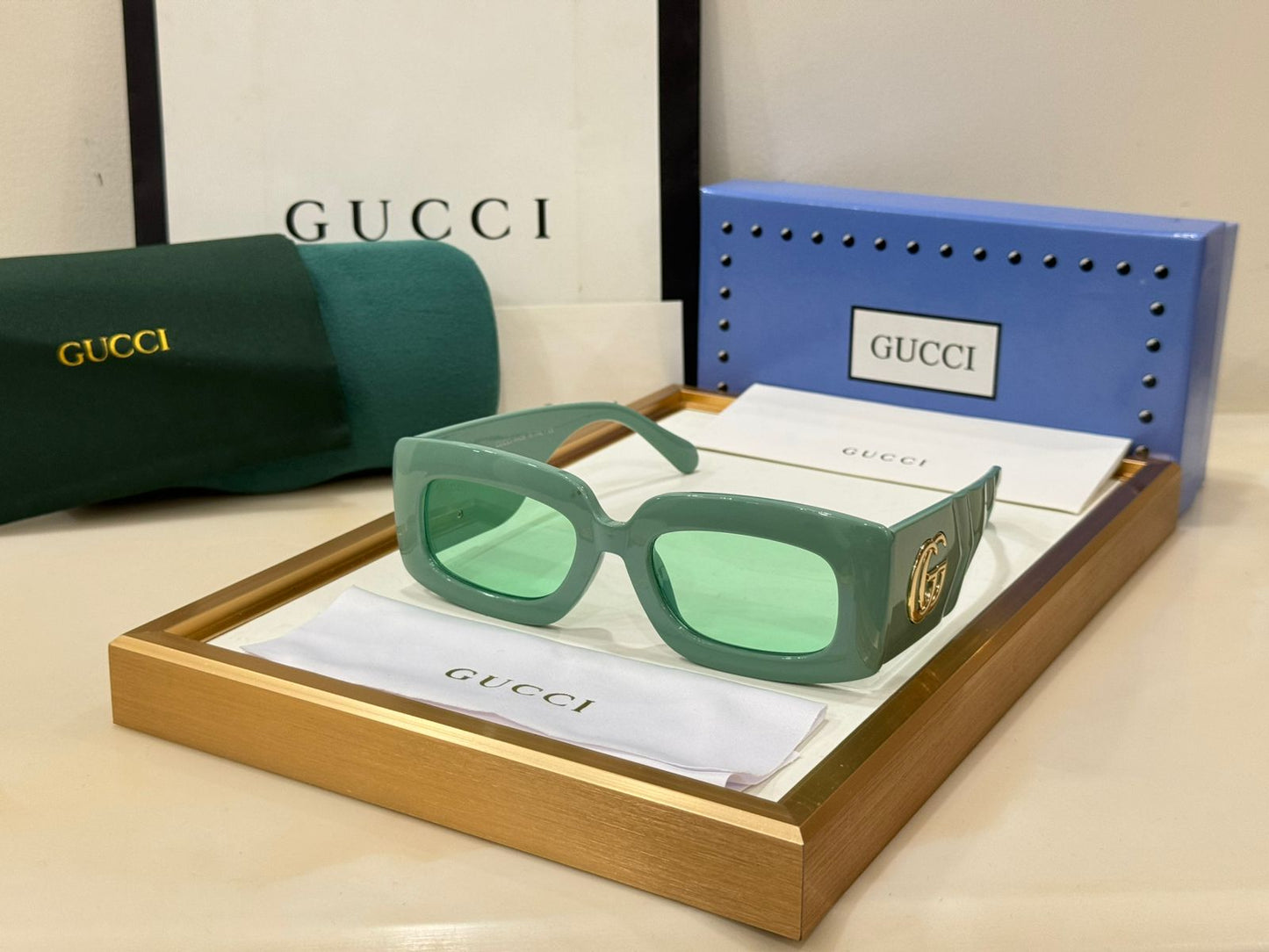 RECTANGULAR MODEL FOR WOMEN