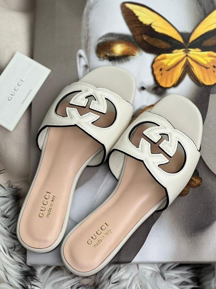 PREMIUM FLATS FOR WOMEN