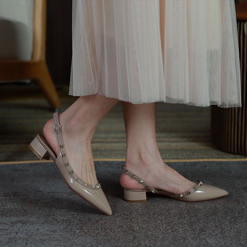 LUXURY FLATS FOR WOMEN