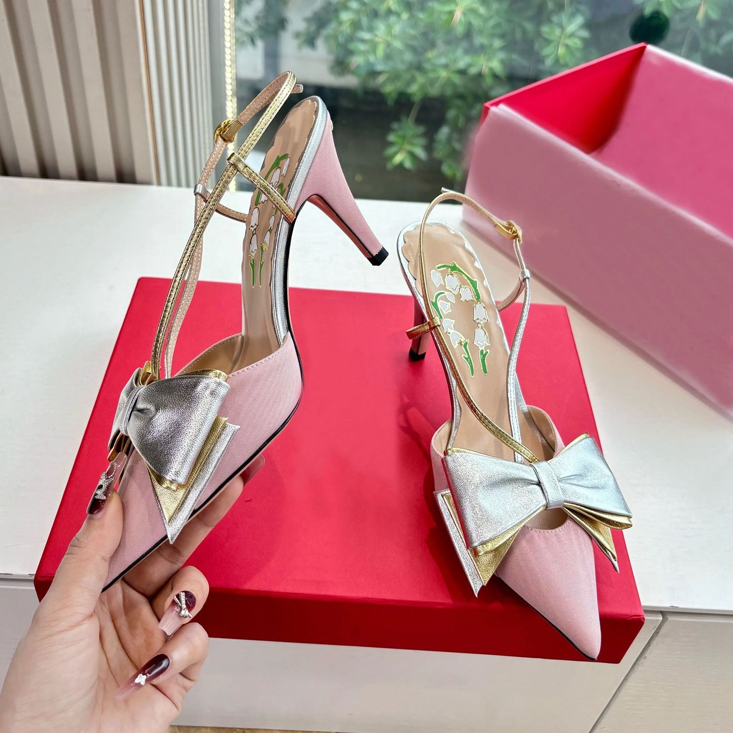 Bowow Two-Tone Metallic Leather Pump For Women