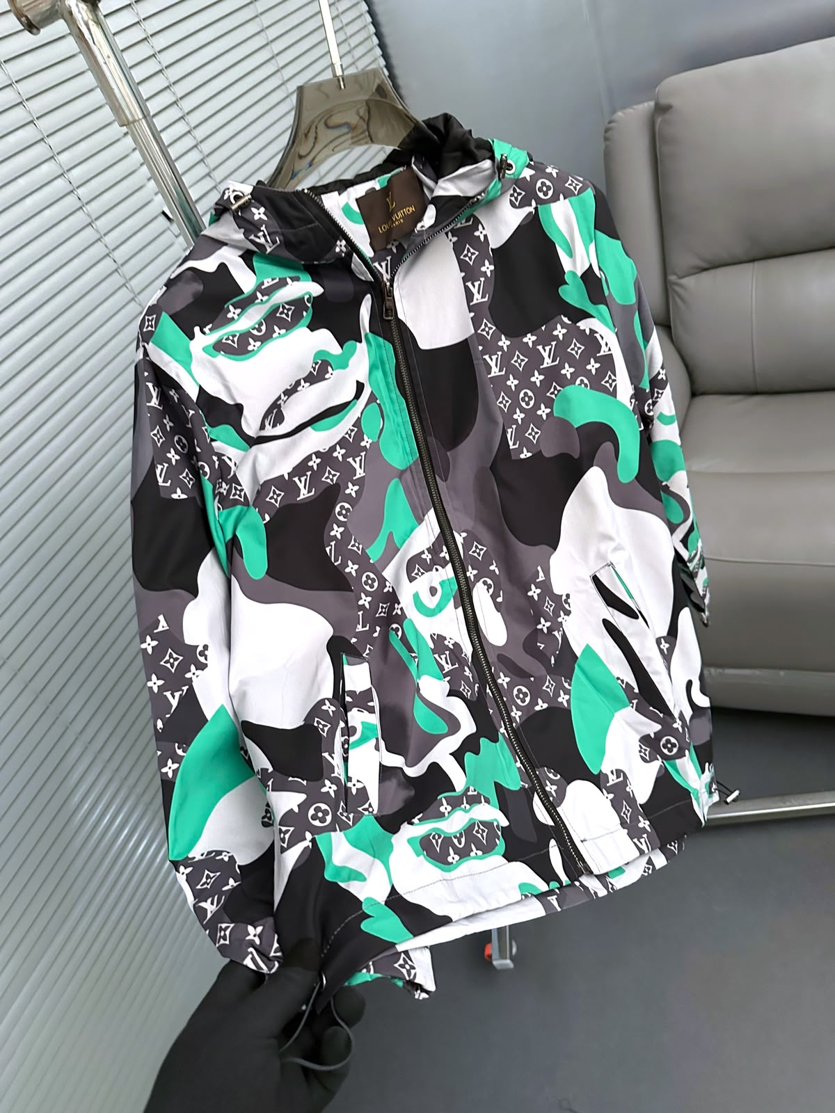 PREMIUM ZIPPER FOR MEN