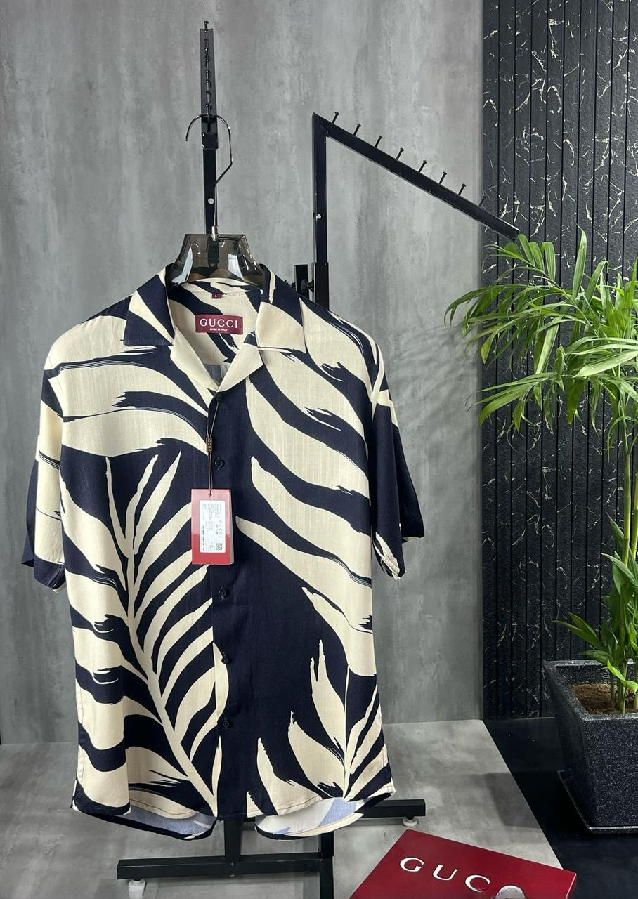Casual Leaf Print Button-Up Shirt for Men