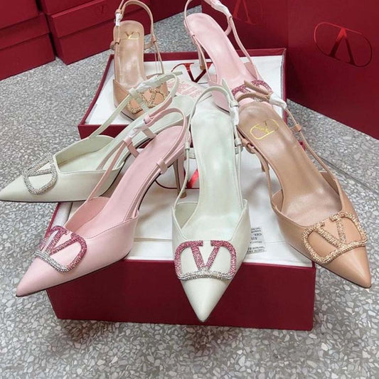 LUXURY HEELS WITH BUCKLE